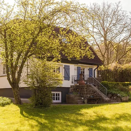 Holiday home Teichrose Boren